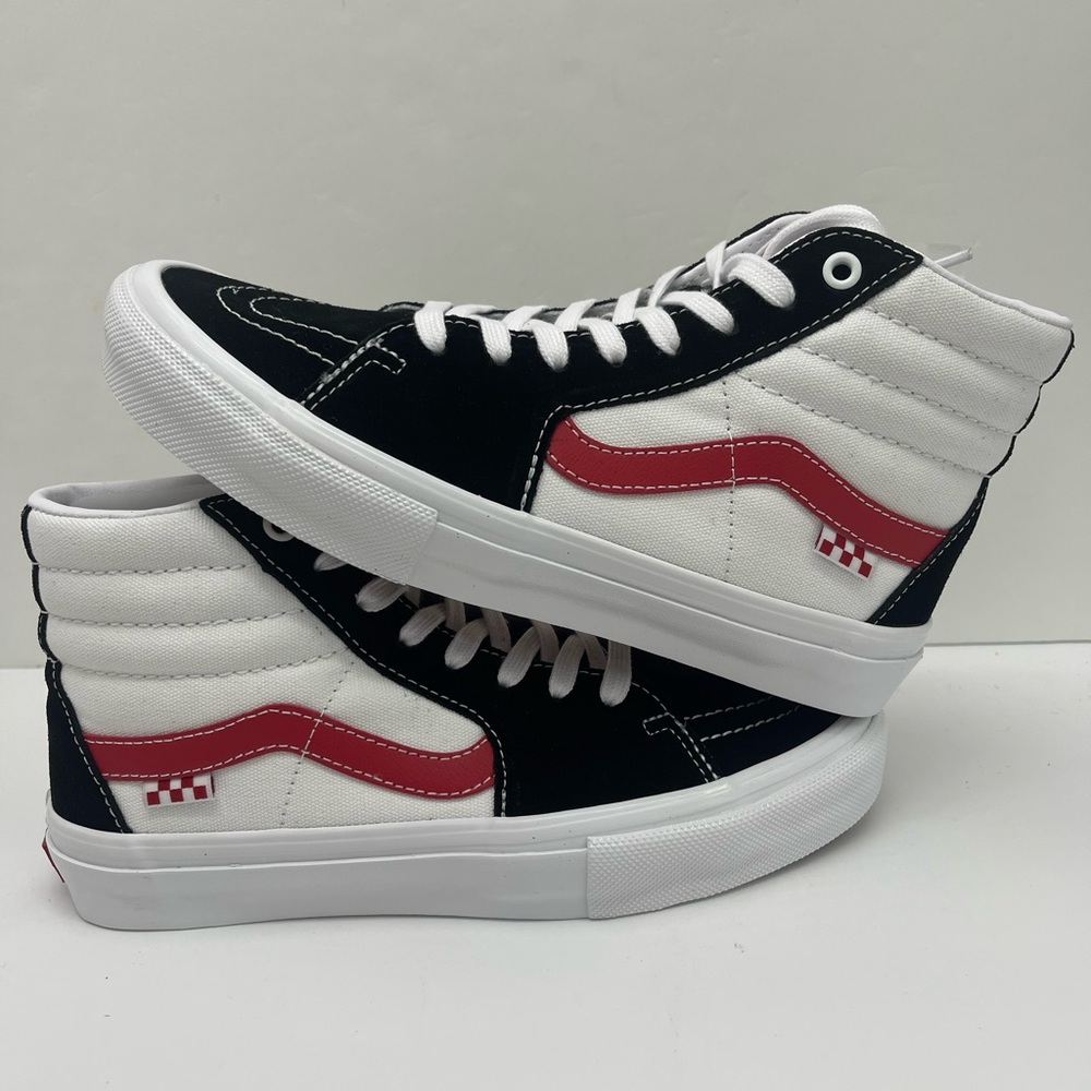 Vans Men’s Skate Sk8-Hi
Athletic Black/Red Sneakers
VN0A5FCC458 - Picture 14 of 16